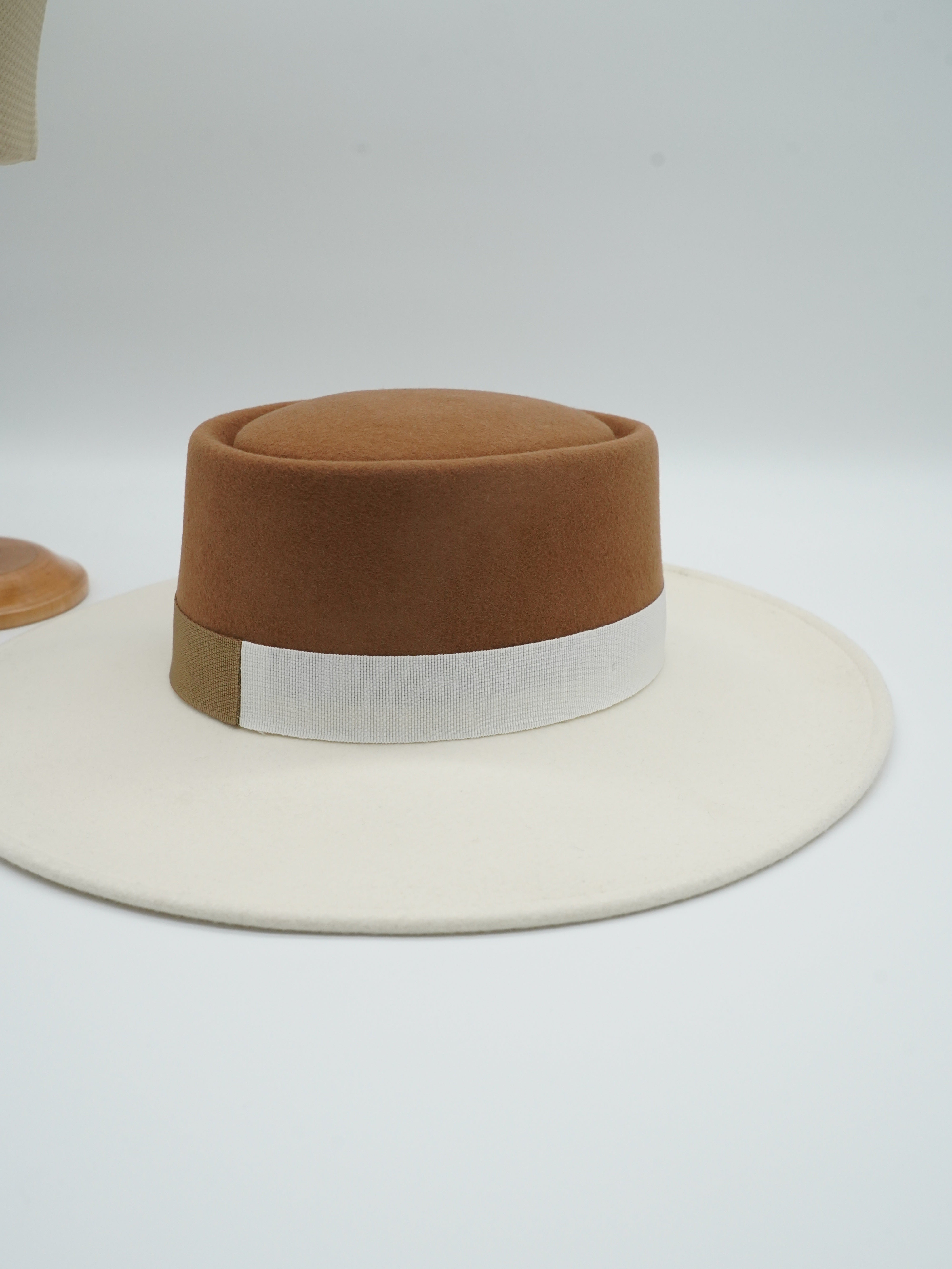 Cappello a cilindro Panna/Alce in feltro