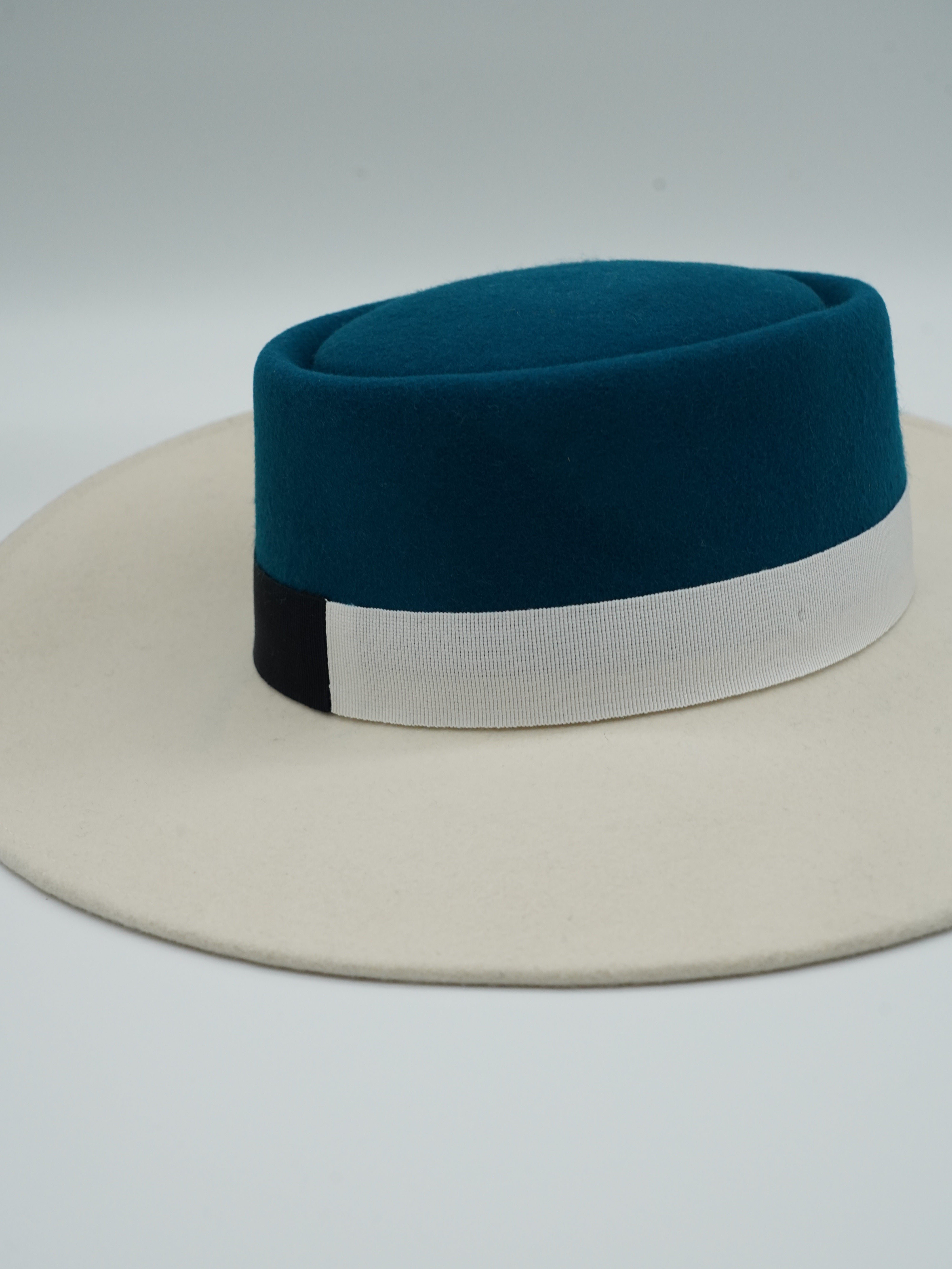 Cappello a cilindro Panna/Navi in feltro