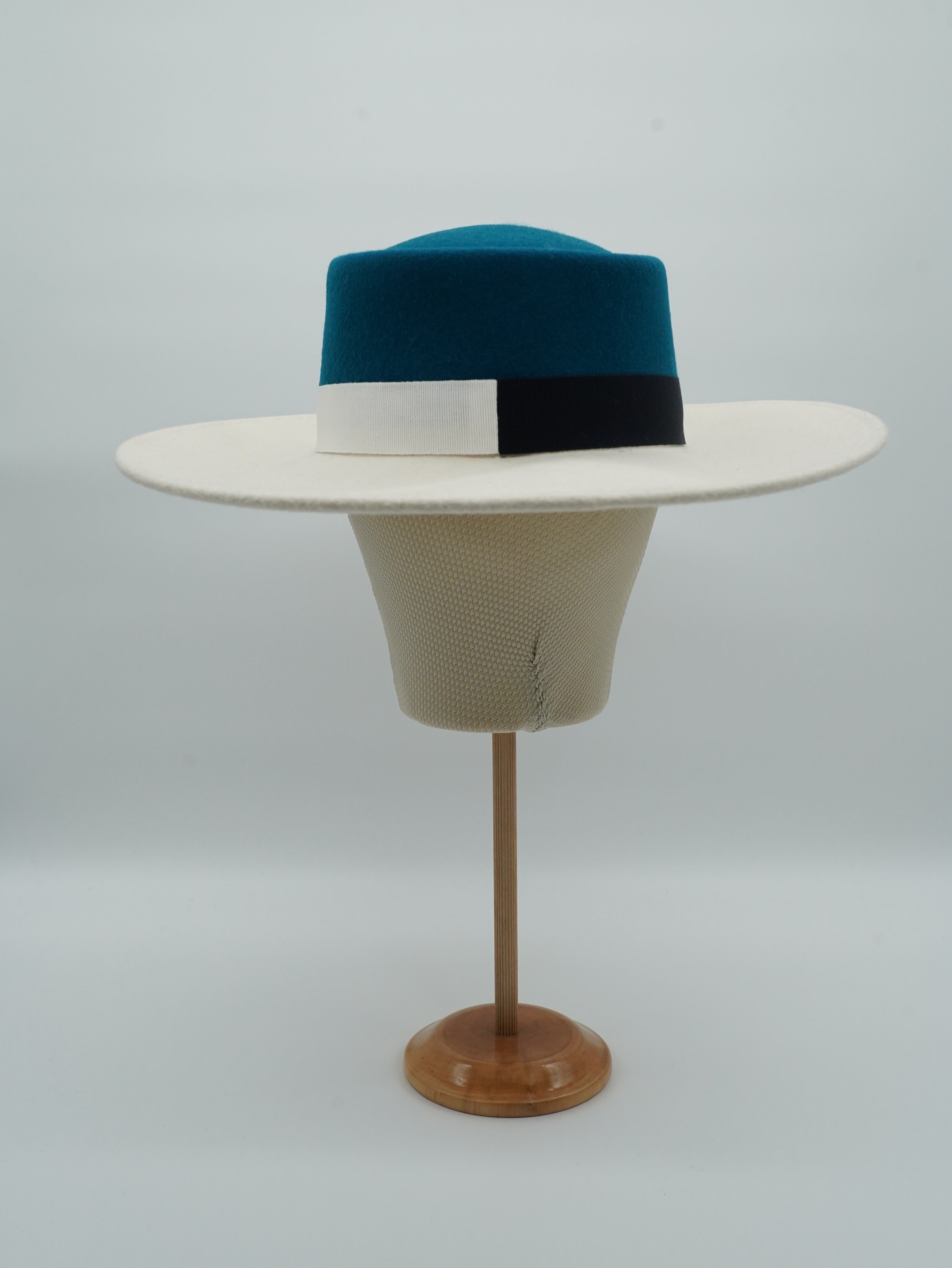 Cappello a cilindro Panna/Navi in feltro