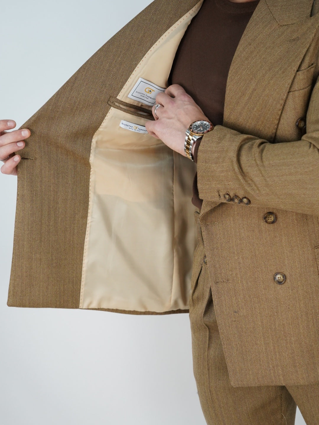 Abito Extensive doppiopetto petto a lancia spigato marrone