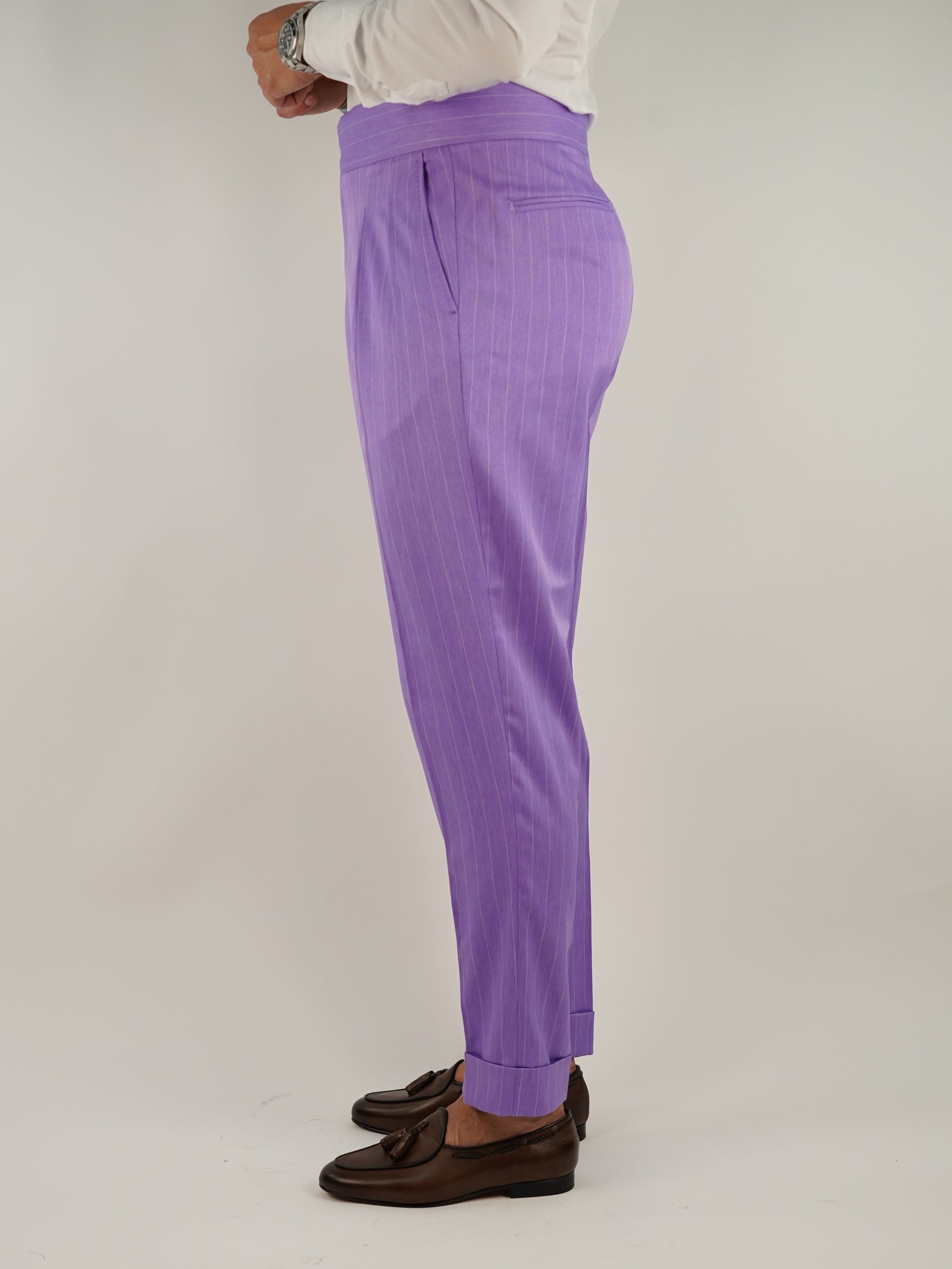 Gurkha lilla gessato con fibbia laterale regolabile