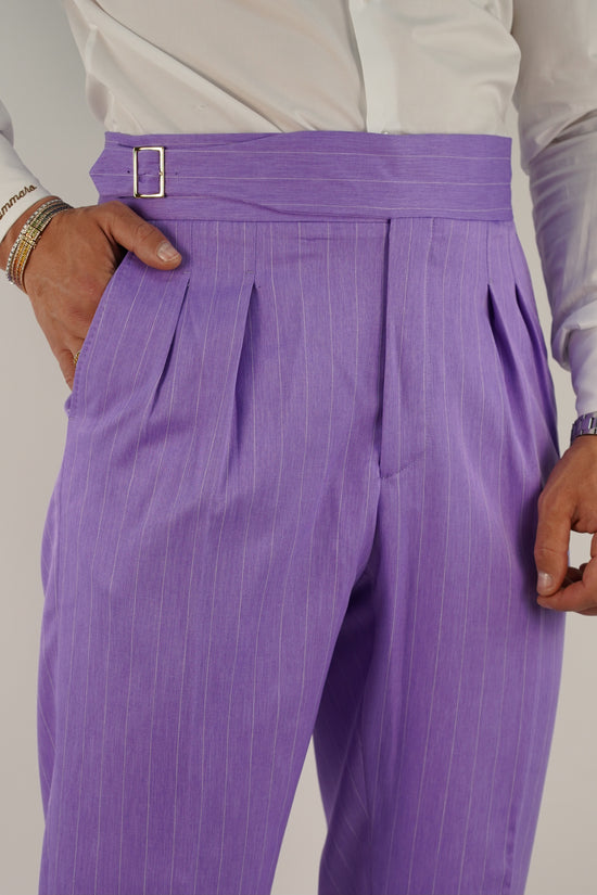 Gurkha lilla gessato con fibbia laterale regolabile