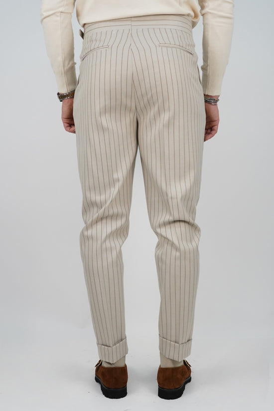 Abito Extensive doppiopetto petto a lancia gessato panna