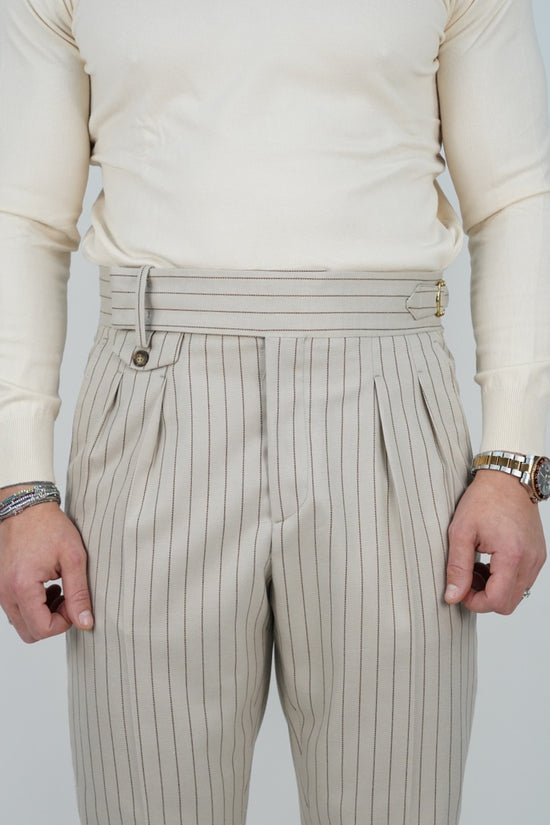 Abito Extensive doppiopetto petto a lancia gessato panna