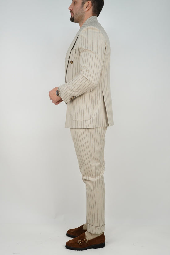 Abito Extensive doppiopetto petto a lancia gessato panna