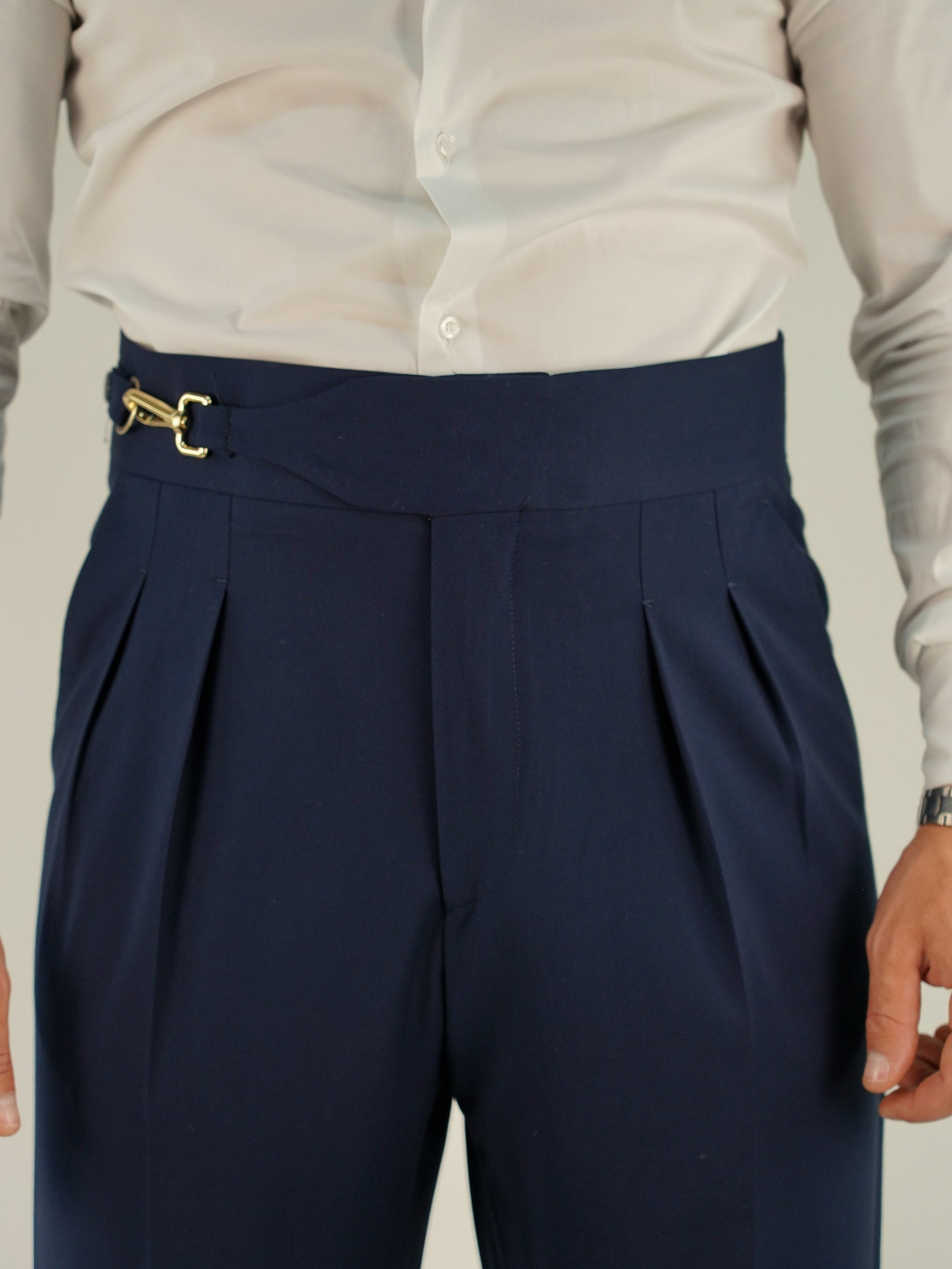 Gurkha royal blu oltremare con gancio oro