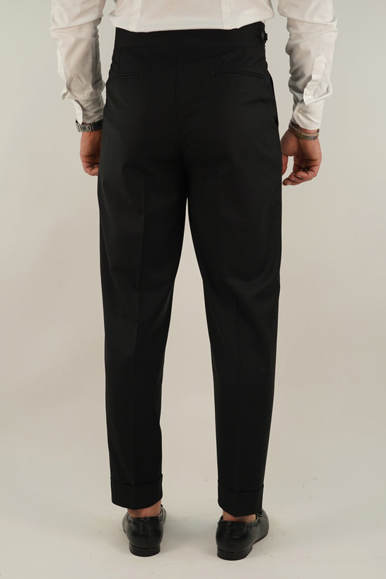 Gurkha royal nero con gancio oro