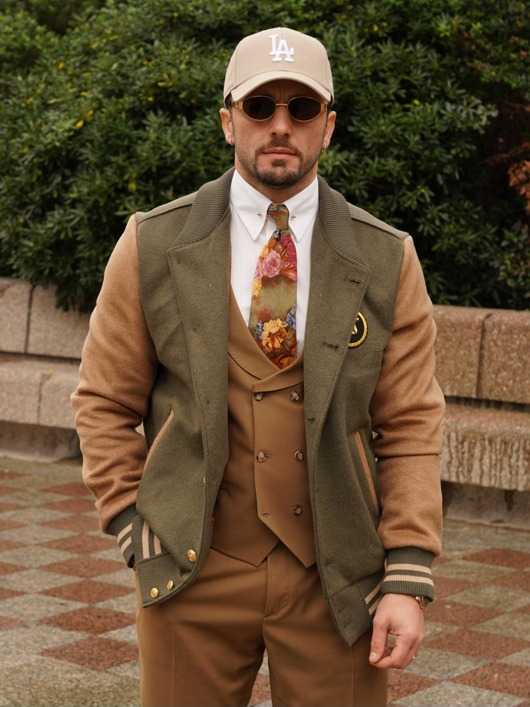 College verde e beige