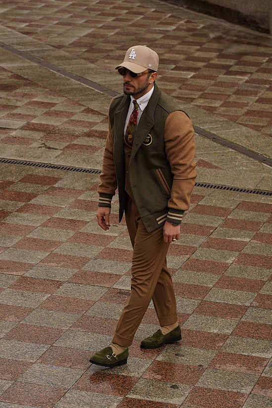 College verde e beige