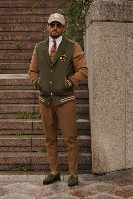 College verde e beige