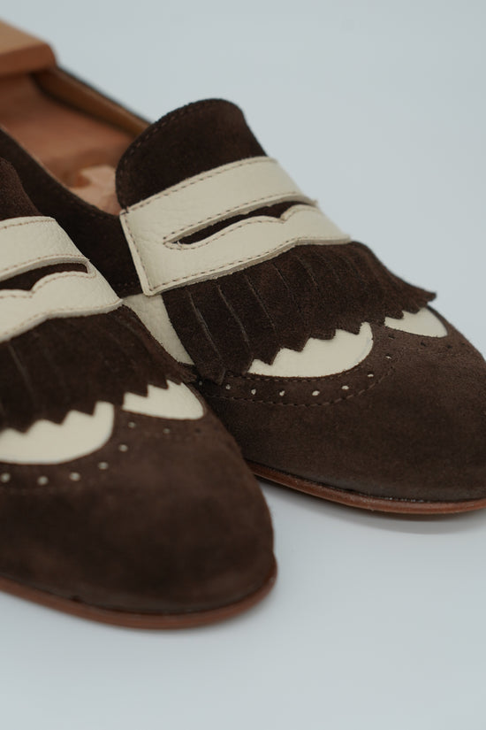 Mocassino inglese in pelle scamosciata bicolore cacao/panna