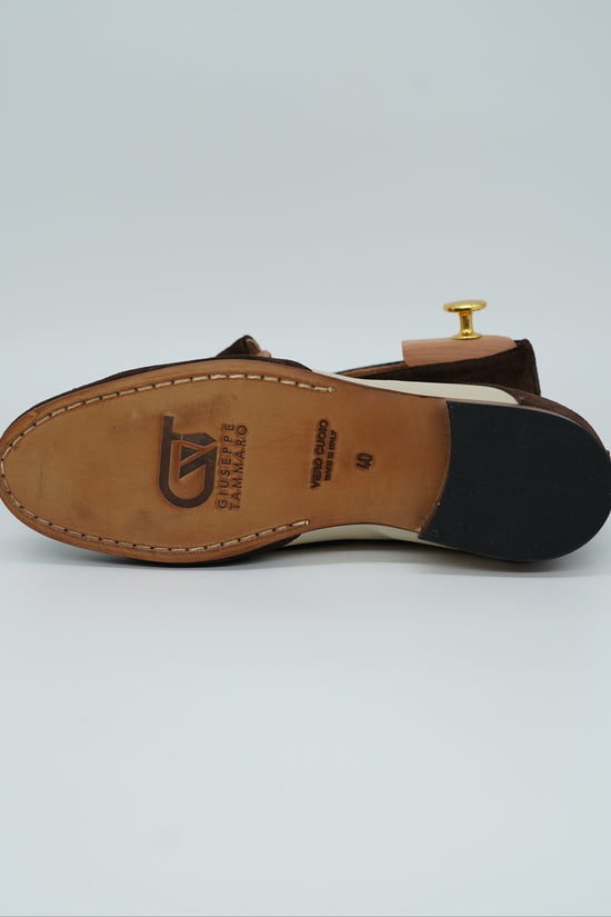 Mocassino inglese in pelle scamosciata bicolore cacao/panna