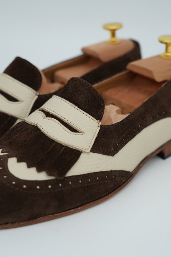 Mocassino inglese in pelle scamosciata bicolore cacao/panna