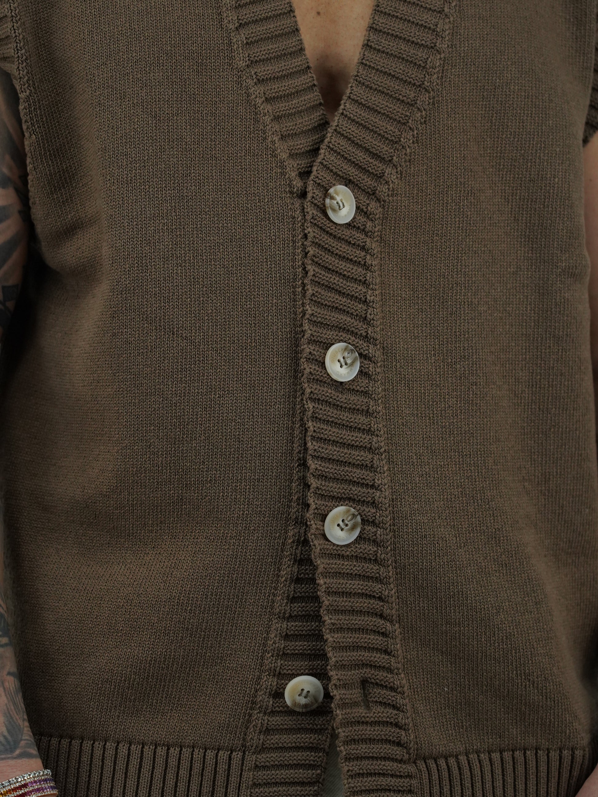 Gilet smacchinato quercia