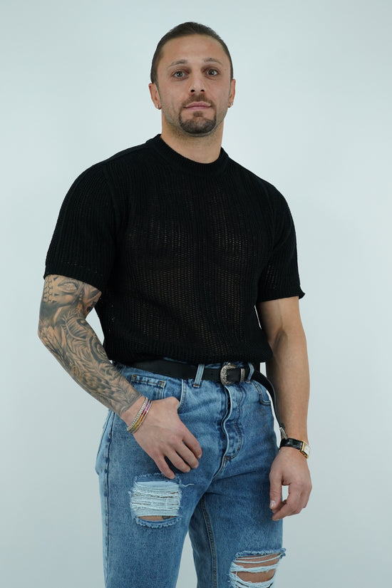 T-shirt forata nera