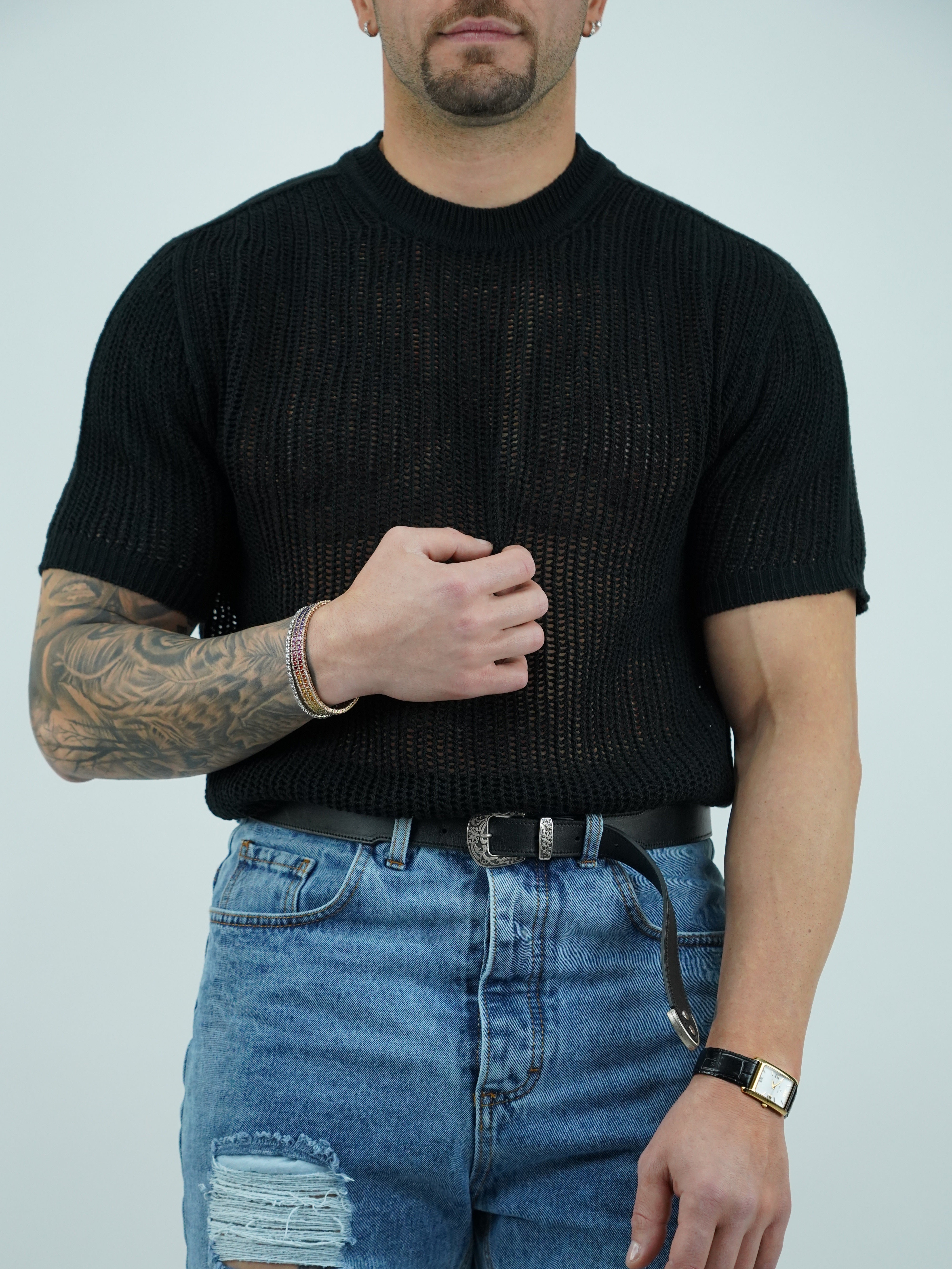 T-shirt forata nera