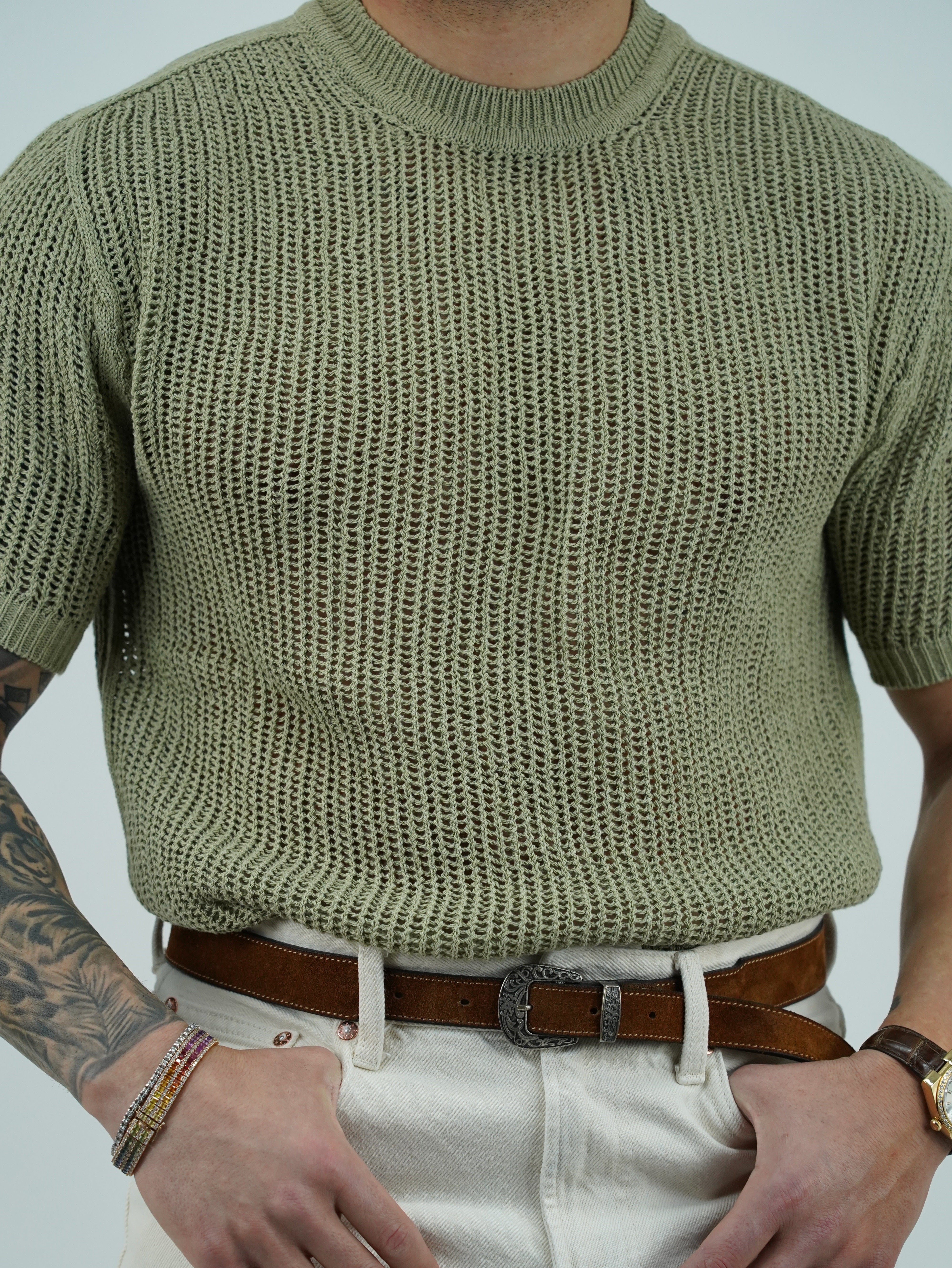 T-shirt forata verde safari