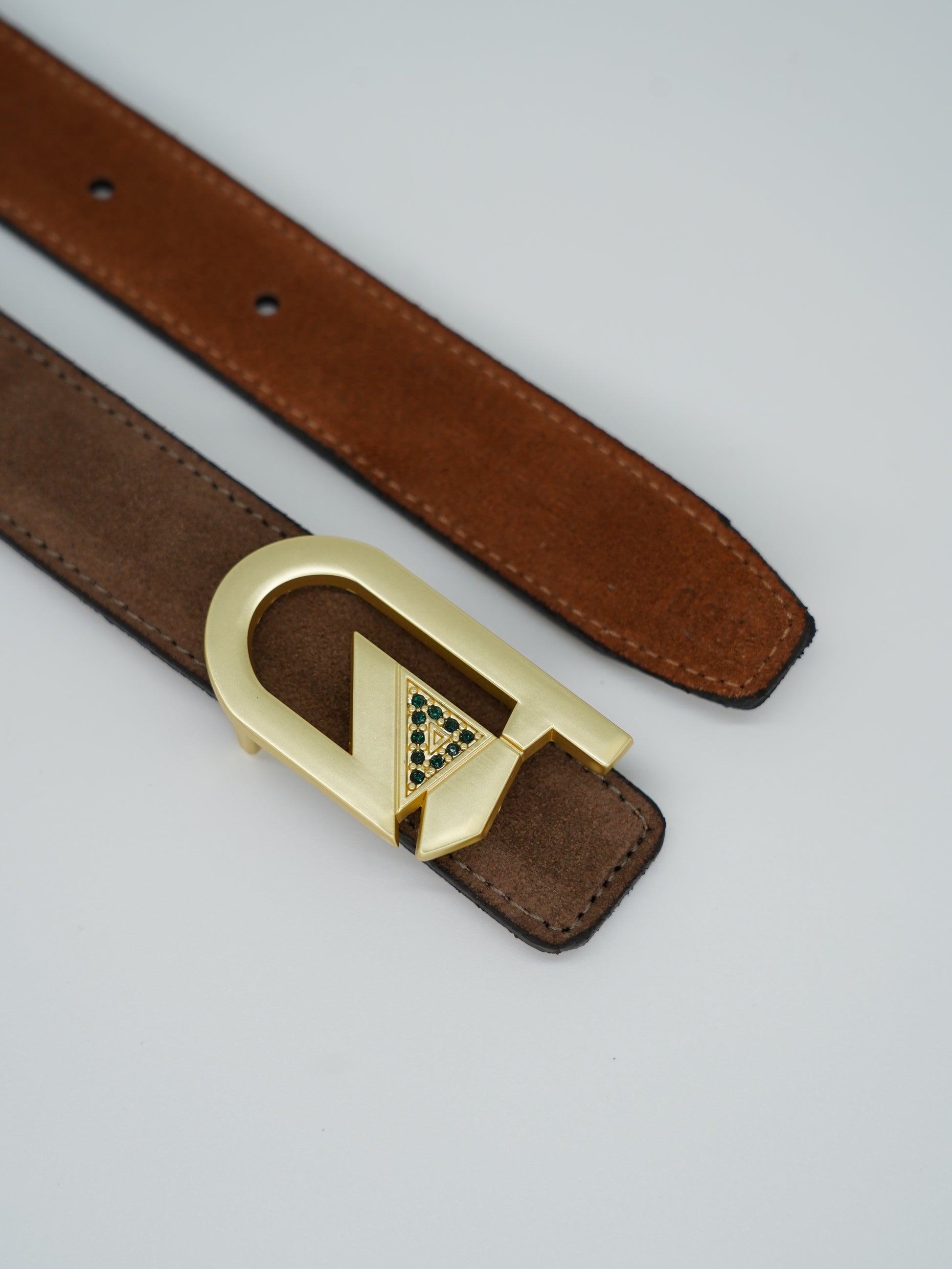 Cintura GT reversibile 2,5cm in pelle scamosciata di vitello primo fiore bruciato/fango con fibbia oro satinato