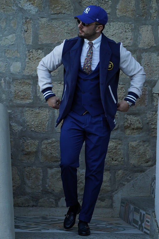 College spigato blu e bianco