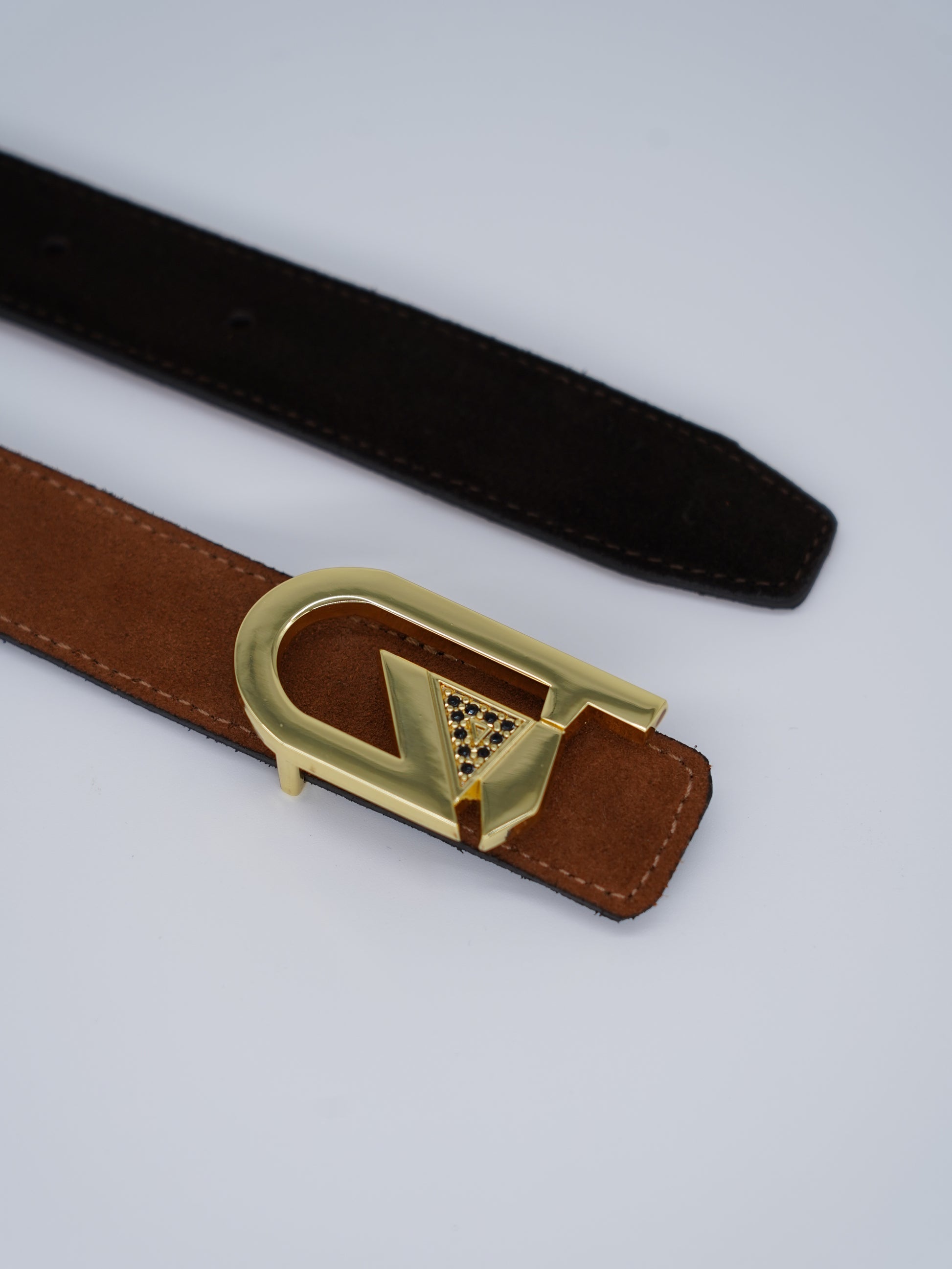 Cintura GT reversibile 2,5cm in pelle scamosciata di vitello primo fiore bruciato/testa di moro con fibbia oro lucido