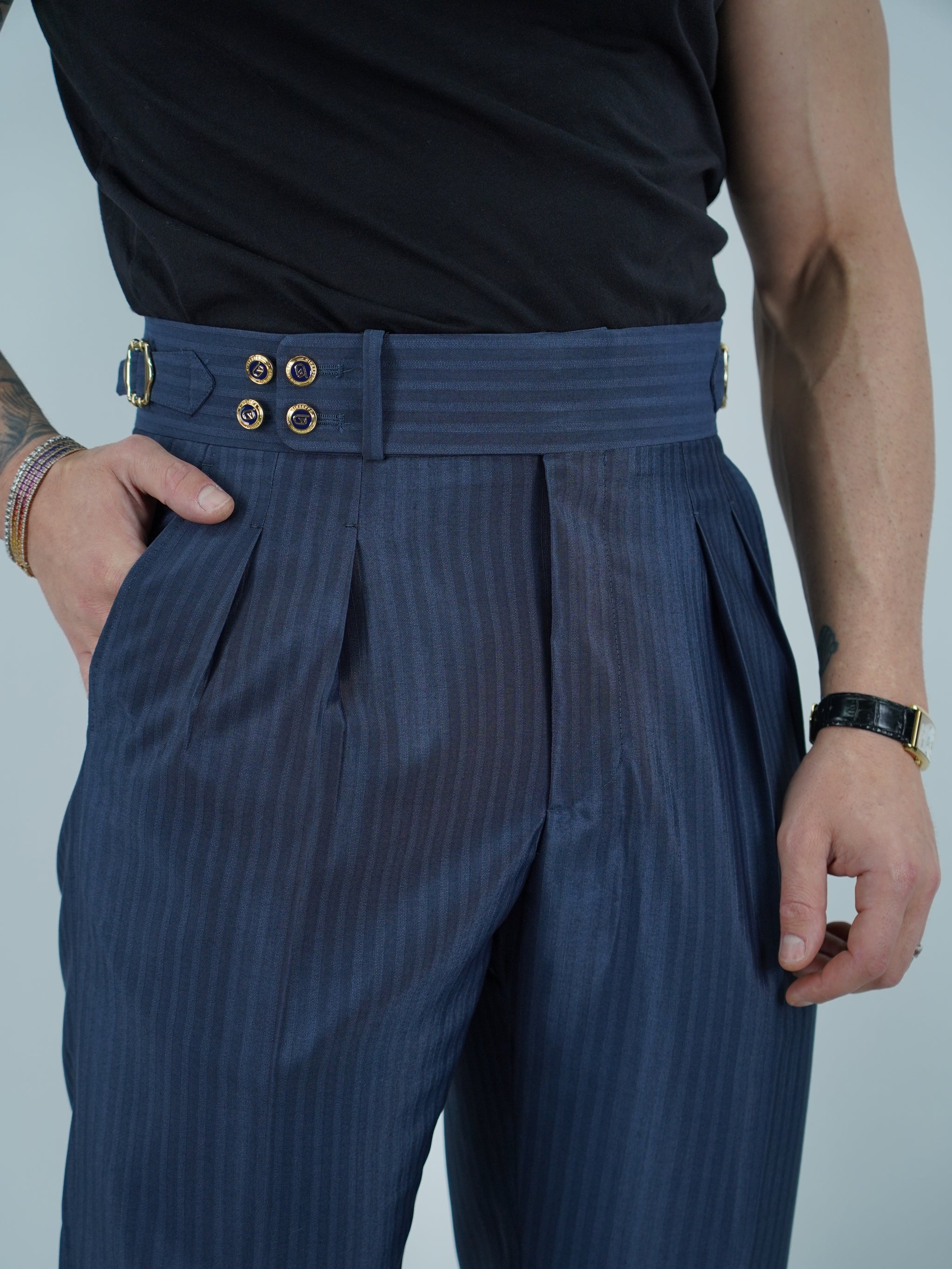 Abito Easy doppiopetto con giacca senza collo solaro blu