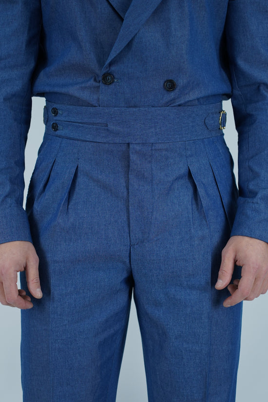 Gurkha biforcato effetto jeans lavaggio scuro con fibbie stringenti laterali