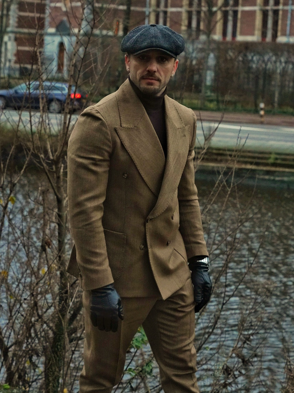 Abito Extensive doppiopetto petto a lancia spigato marrone