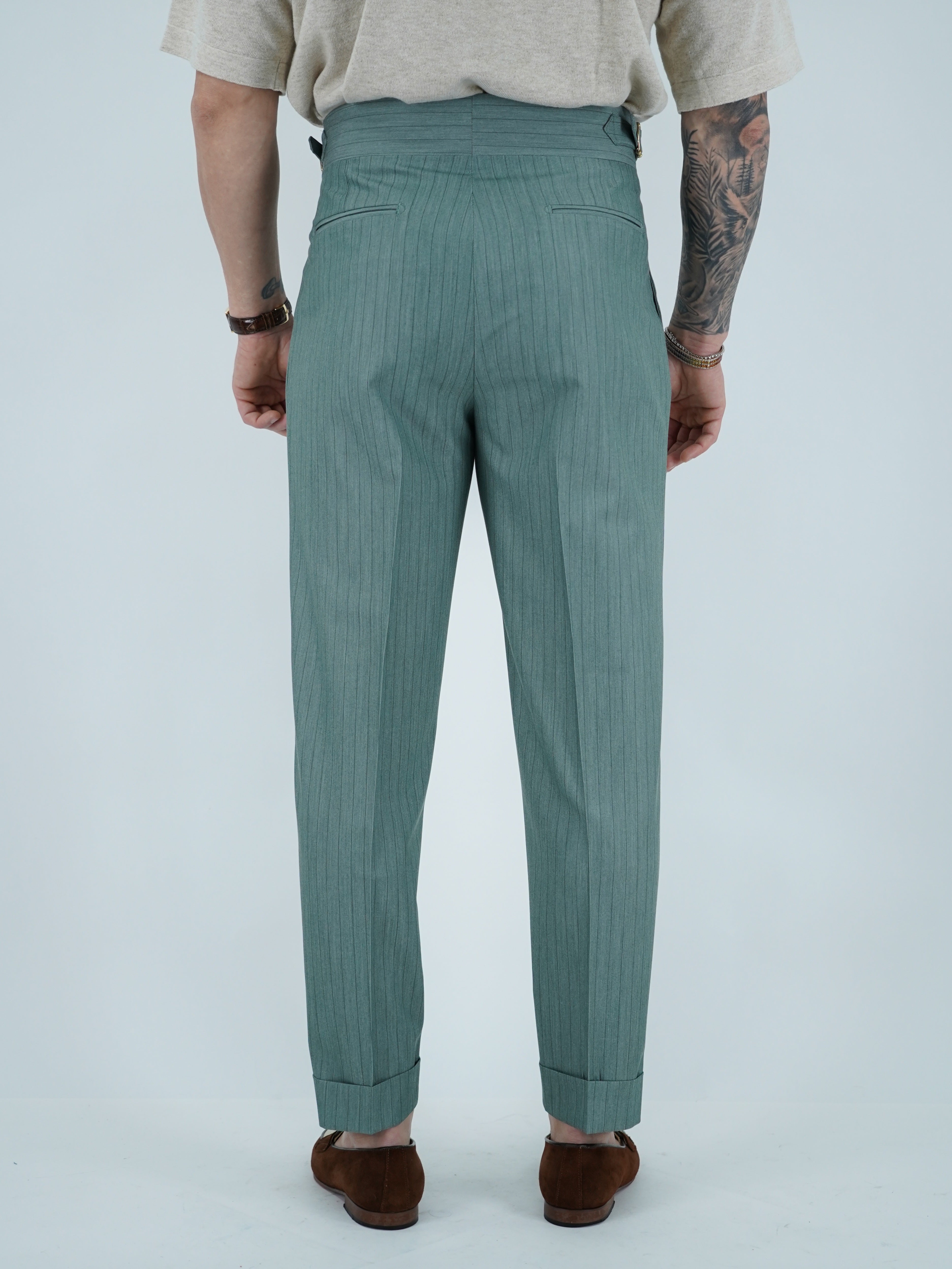 Gurkha biforcato verde gessato con fibbie stringenti laterali