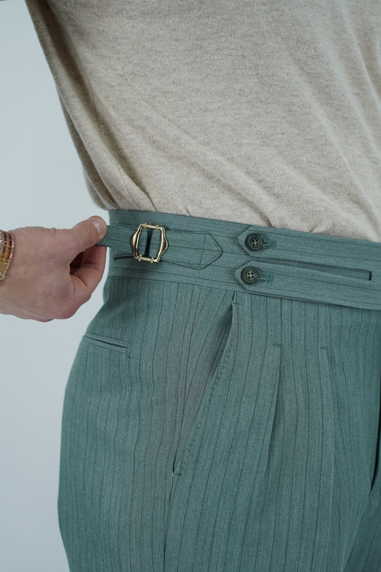 Gurkha biforcato verde gessato con fibbie stringenti laterali