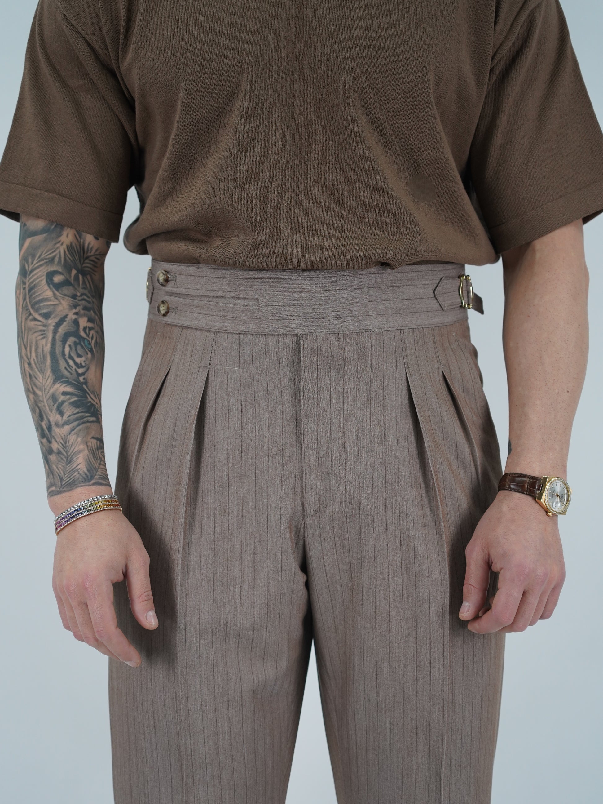 Gurkha biforcato moro gessato con fibbie stringenti laterali