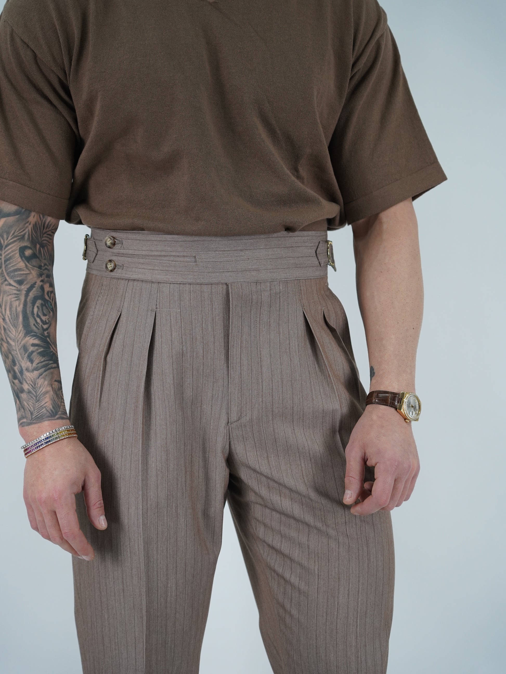 Gurkha biforcato moro gessato con fibbie stringenti laterali