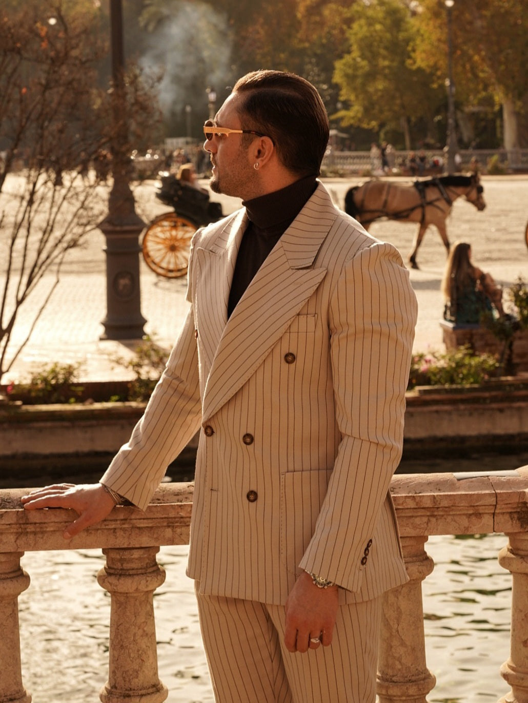 Abito Extensive doppiopetto petto a lancia gessato panna