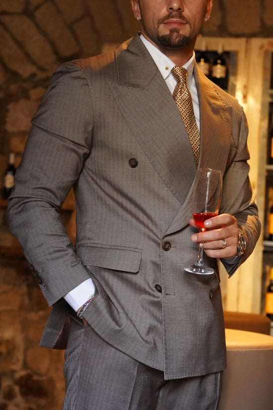 Abito Extensive doppiopetto petto a lancia moro