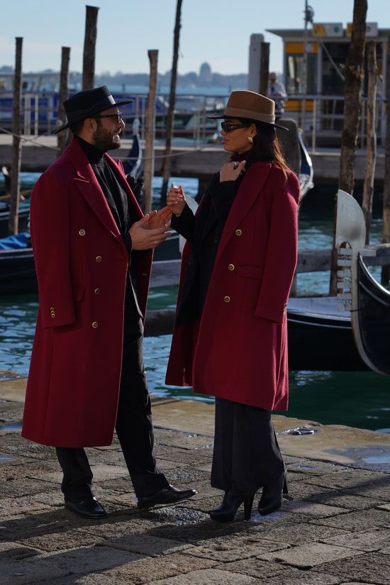 Cappotto Raglan Diagonale Rubino con bottoni oro