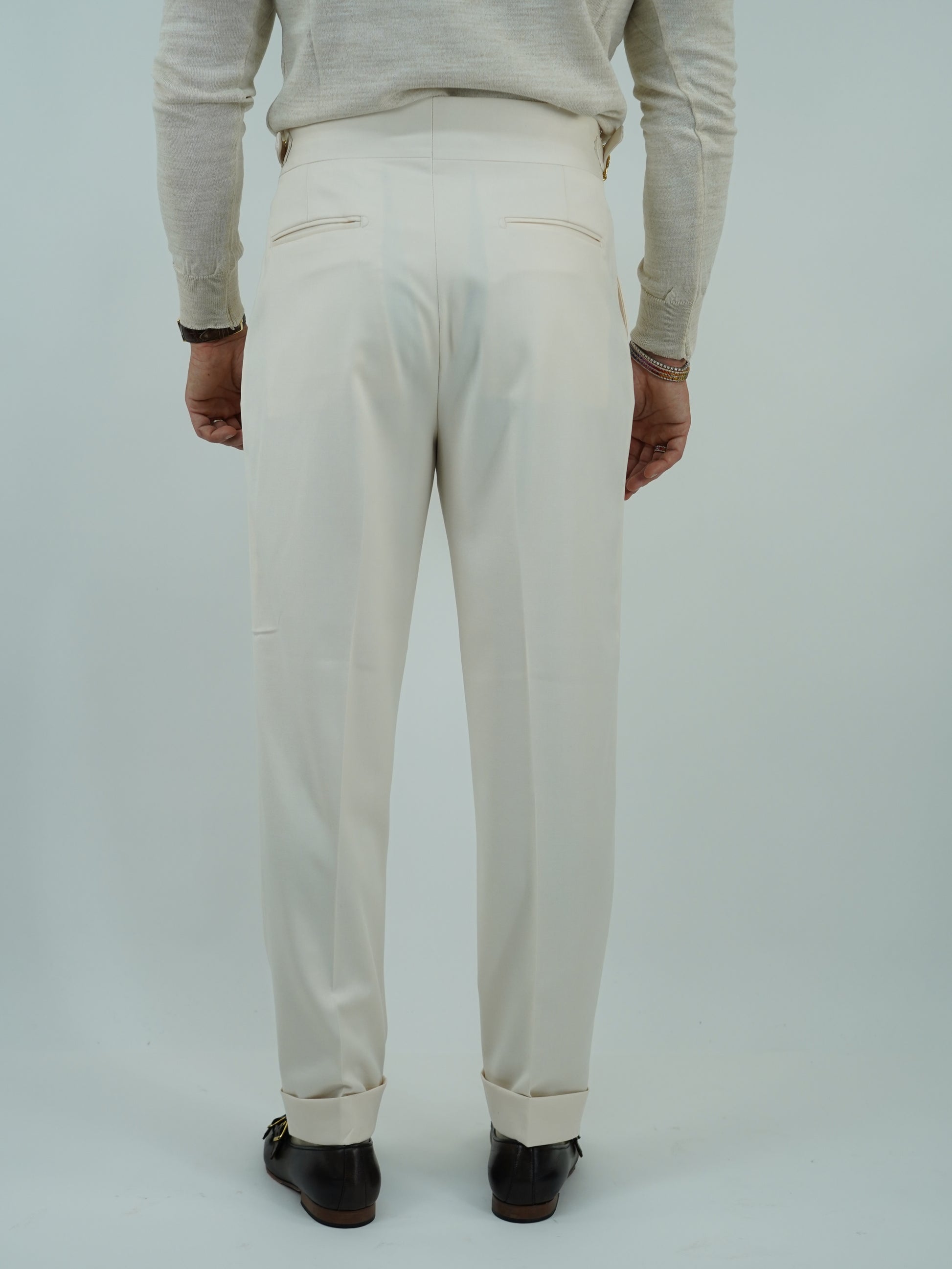 Gurkha panna con bottoni oro e fibbie stringenti laterali