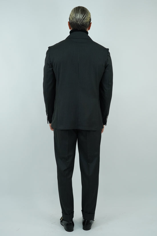 Abito Extensive doppiopetto petto a lancia gessato grigio scuro