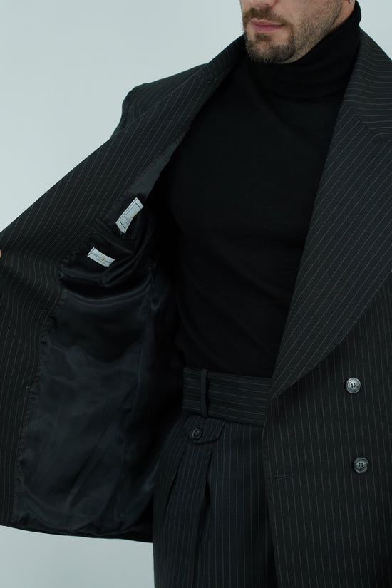 Abito Extensive doppiopetto petto a lancia gessato grigio scuro