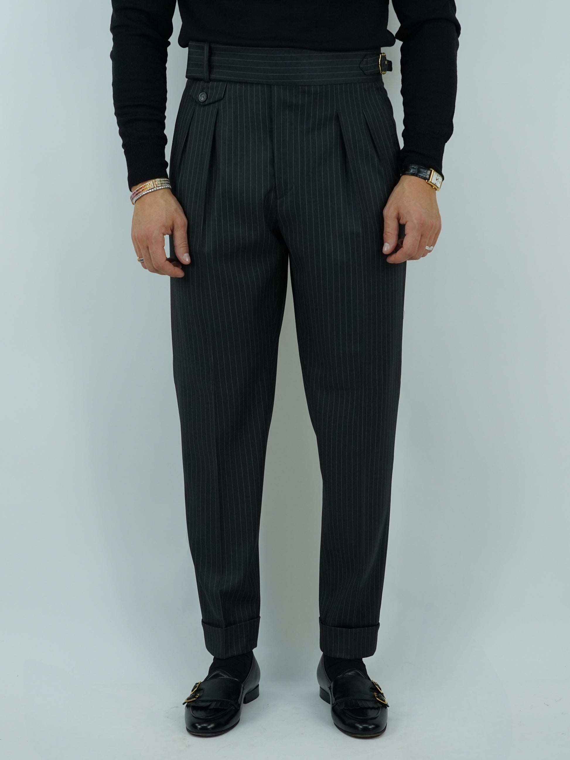 Abito Extensive doppiopetto petto a lancia gessato grigio scuro