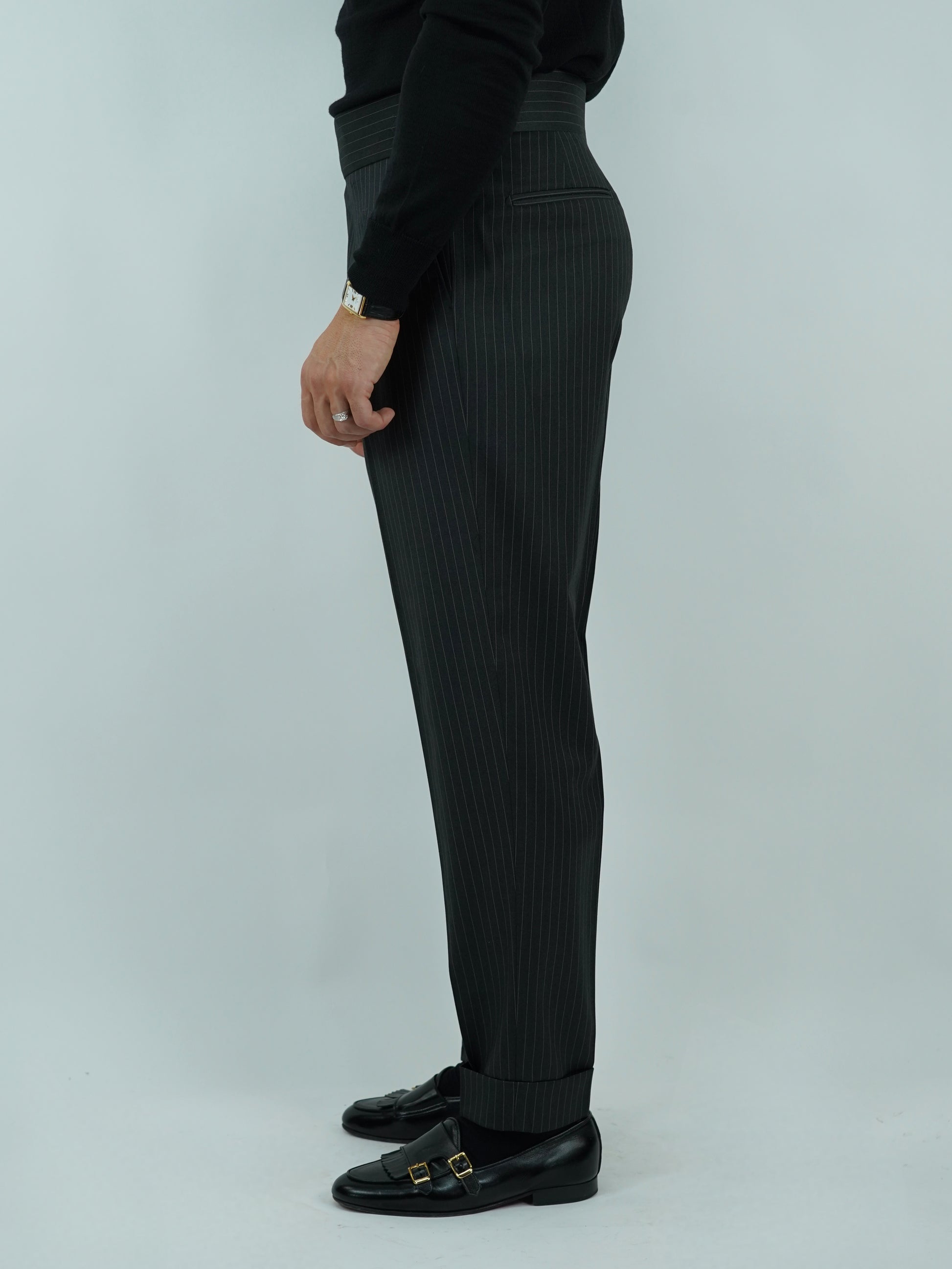 Abito Extensive doppiopetto petto a lancia gessato grigio scuro