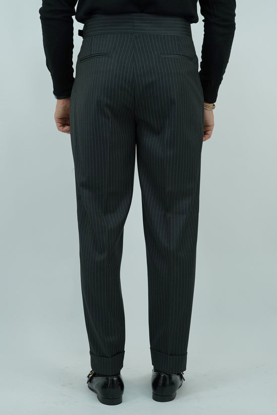 Abito Extensive doppiopetto petto a lancia gessato grigio scuro