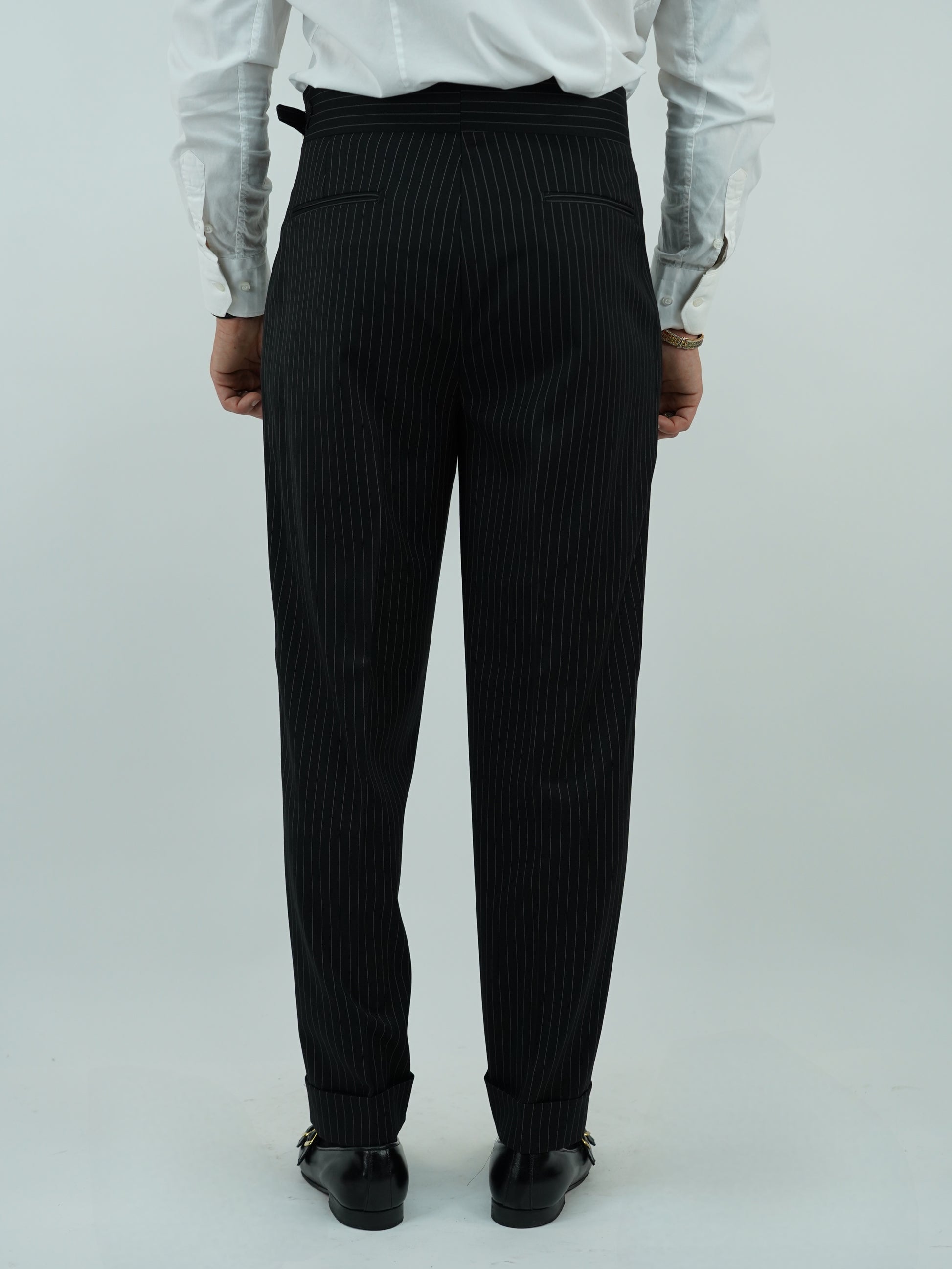 Gurkha elegant gessato nero