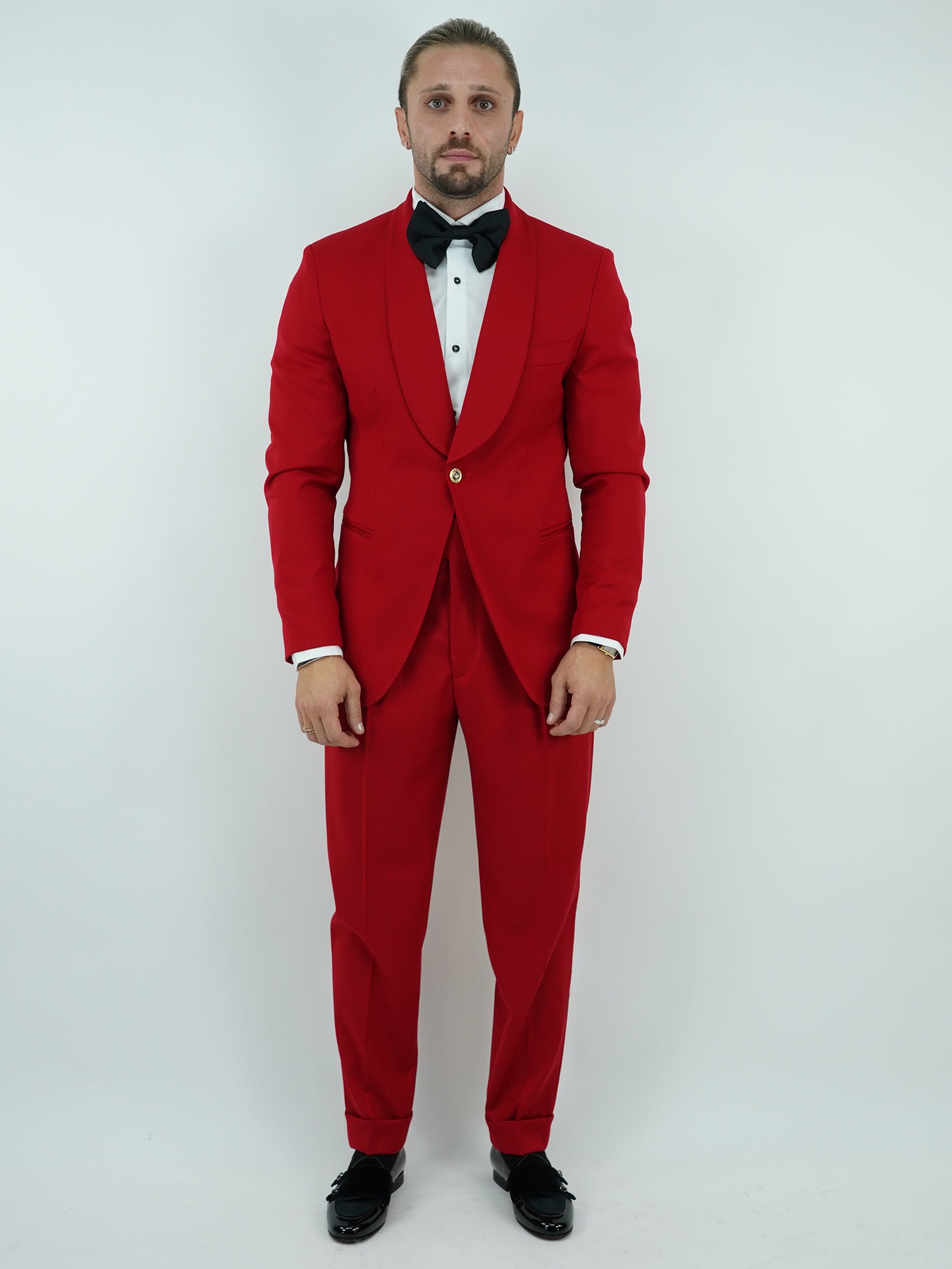 Abito harmonious collo a scialle rosso con bottoni oro