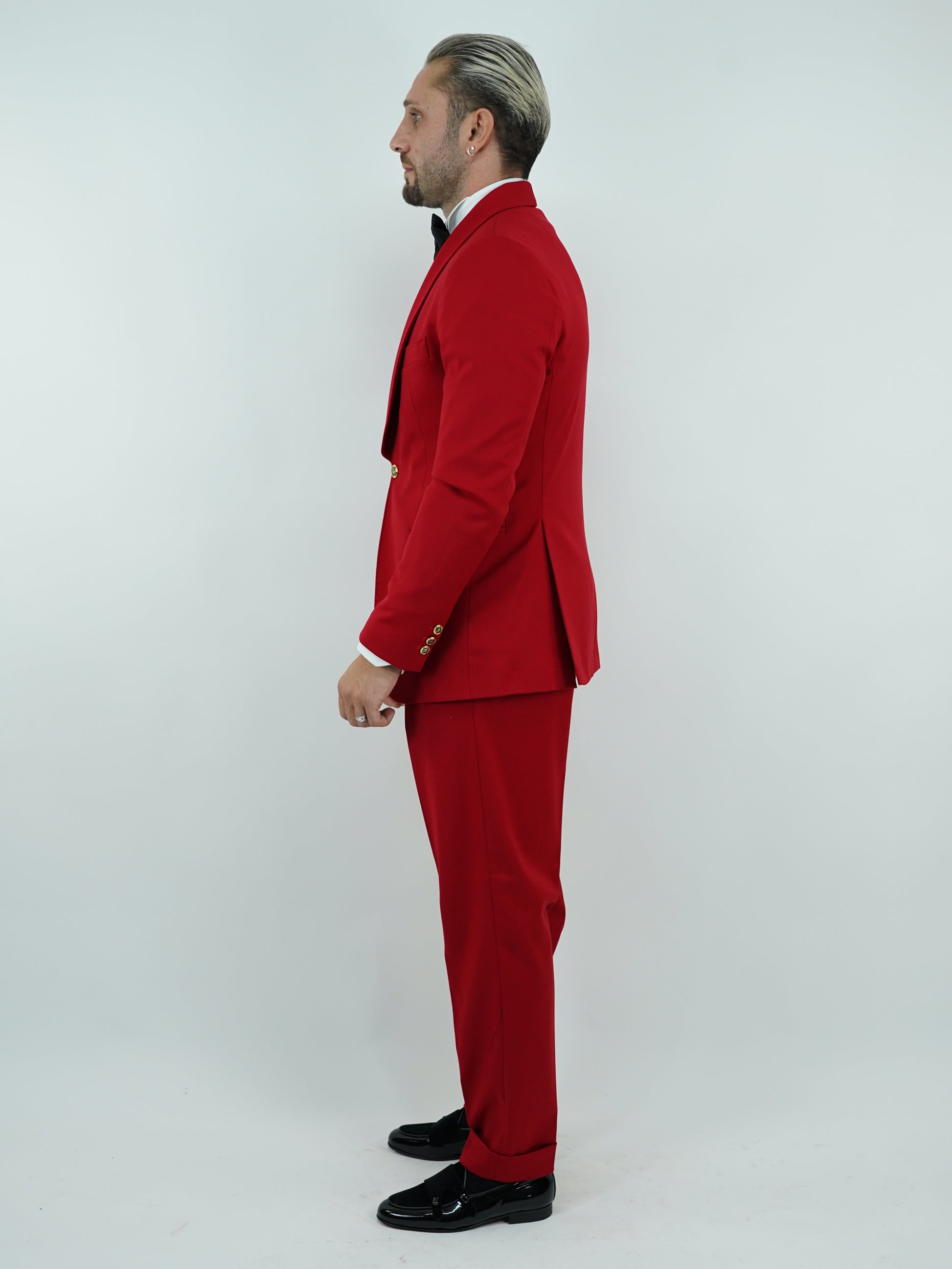 Abito harmonious collo a scialle rosso con bottoni oro