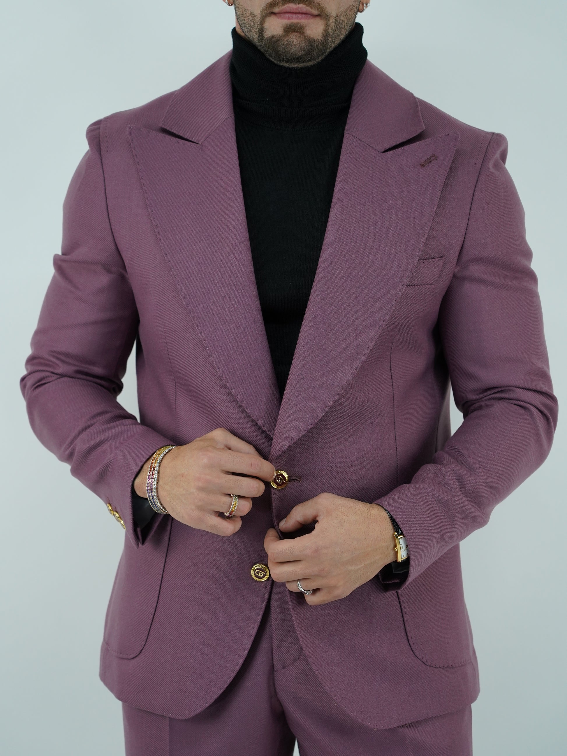 Abito extensive monopetto petto a lancia diagonale cipolla con bottoni oro