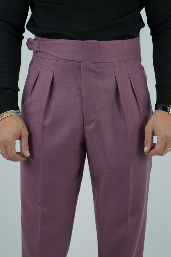 Abito extensive monopetto petto a lancia diagonale cipolla con bottoni oro