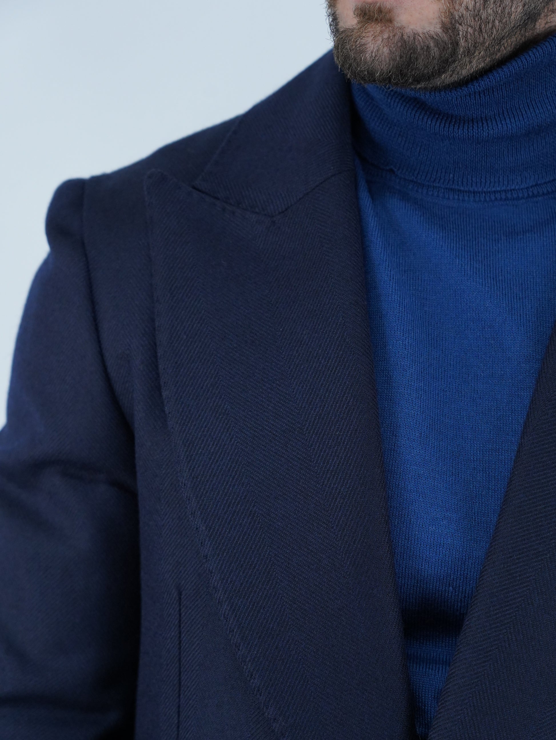 Abito Extensive monopetto petto a lancia spigato blu