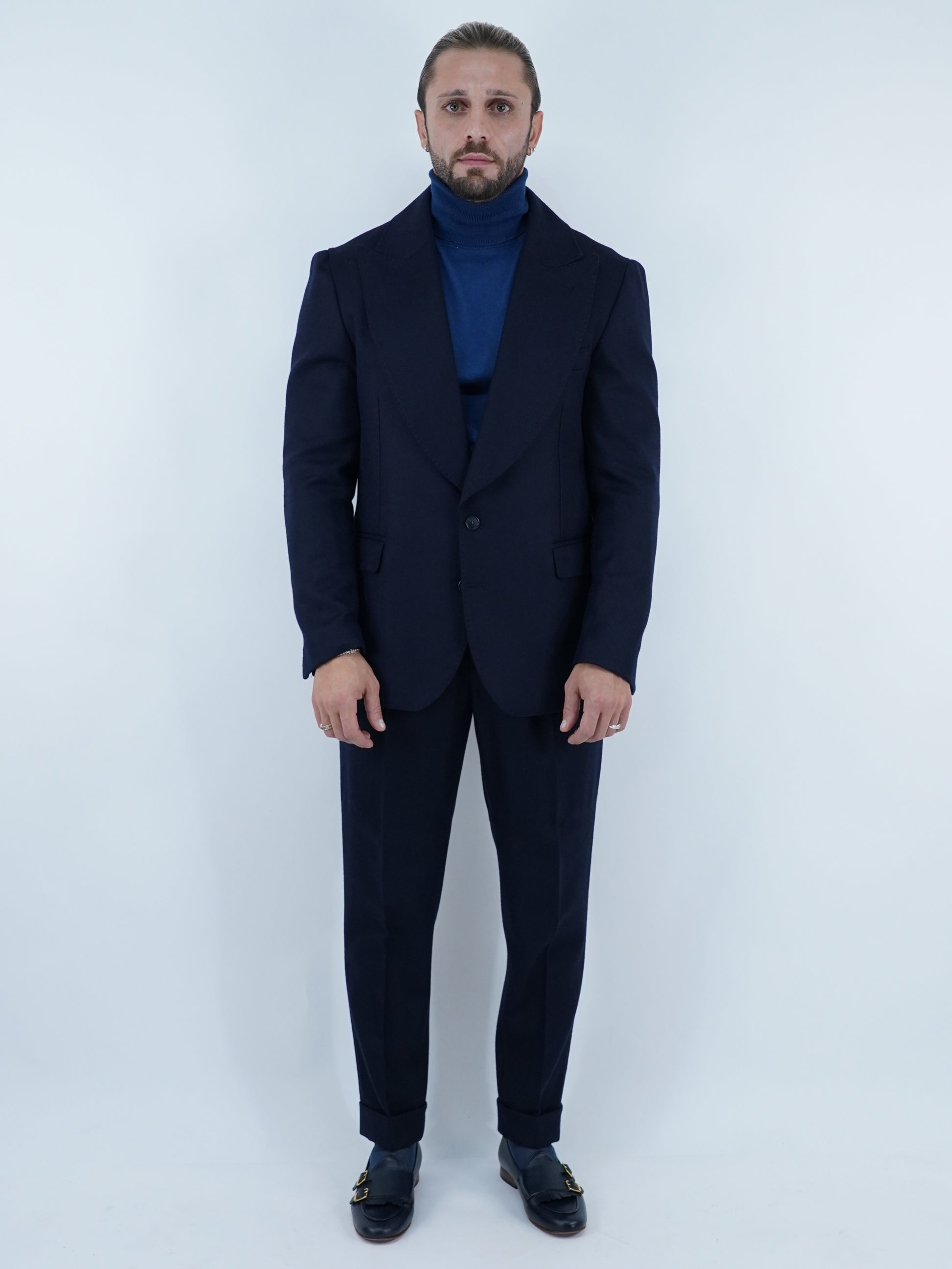 Abito Extensive monopetto petto a lancia spigato blu