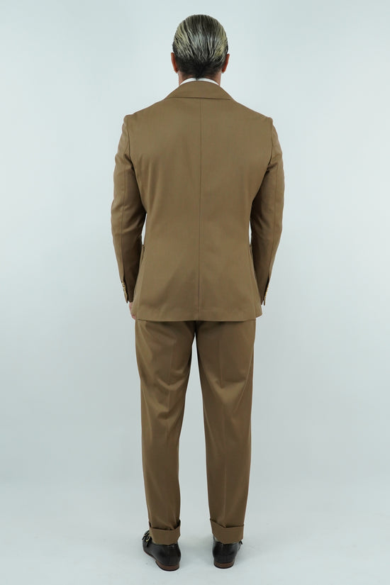 Abito extensive monopetto petto a lancia fango con bottoni oro