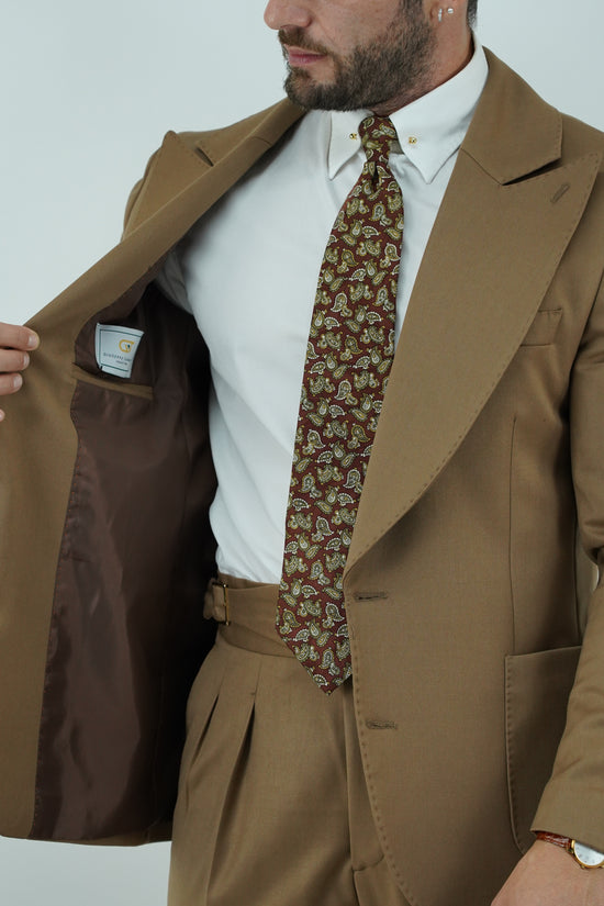 Abito extensive monopetto petto a lancia fango con bottoni oro