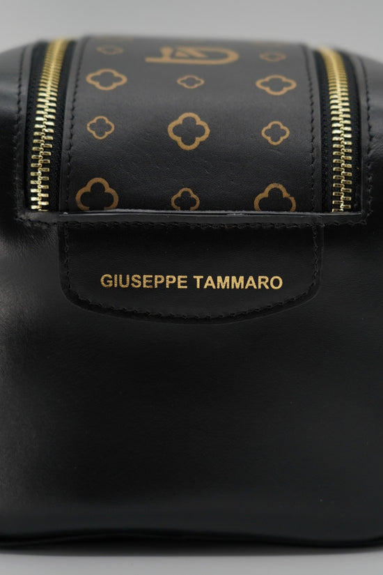 Beauty case monogram nero